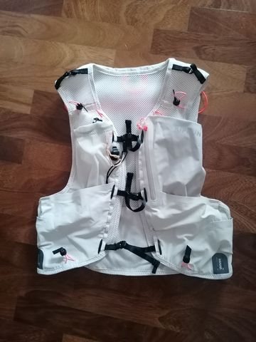 Used KIPRUN Trail Running Backpack 2026 bike — image 2 of 2