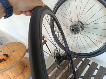 Used Syncros Complete Wheels bike — image 3 of 8