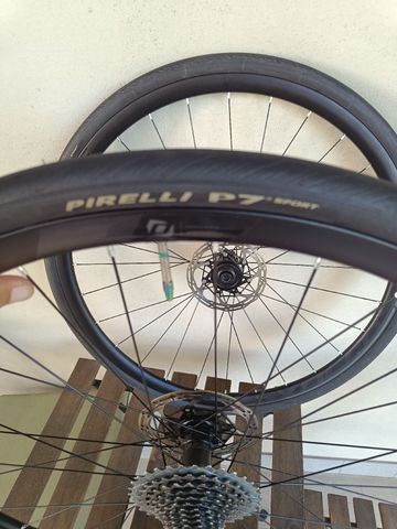 Used Syncros Complete Wheels bike — image 5 of 8