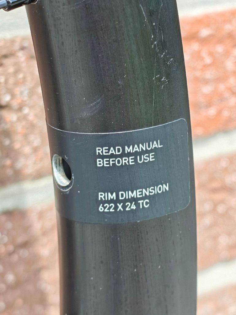 Used Dt Swiss Gravel LN Wheelset bike — image 6 of 17