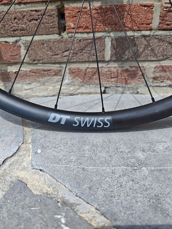 Used Dt Swiss Gravel LN Wheelset bike — image 2 of 17
