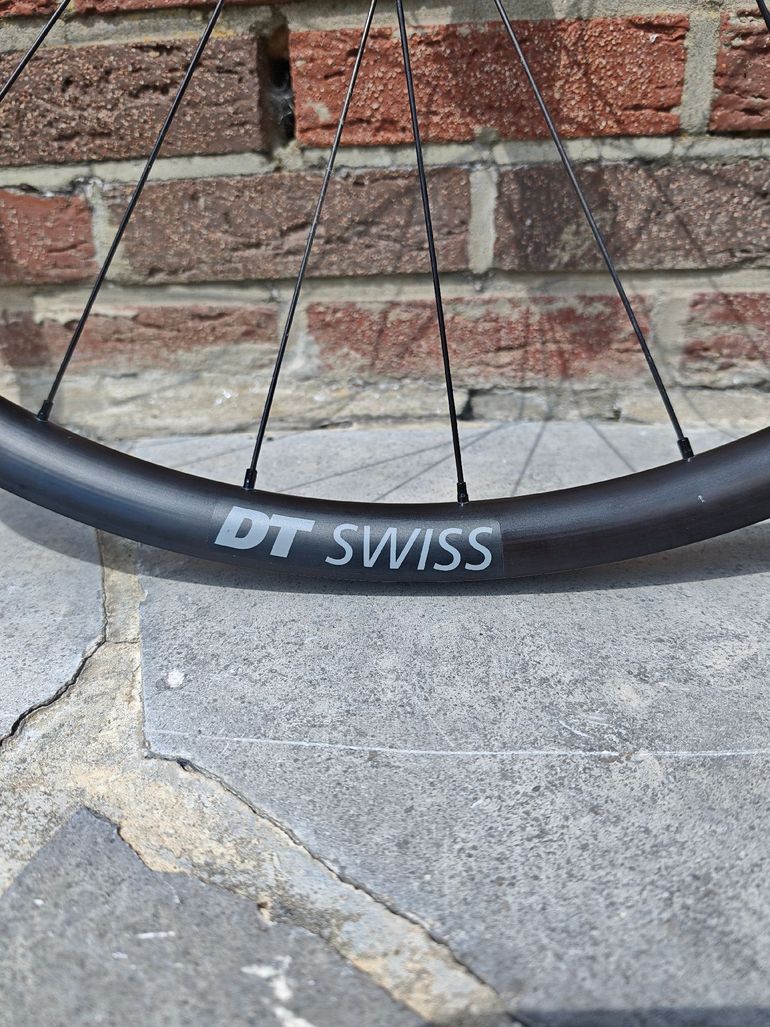 Used Dt Swiss Gravel LN Wheelset bike — image 2 of 17