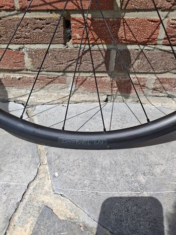 Used Dt Swiss Gravel LN Wheelset bike — image 9 of 17