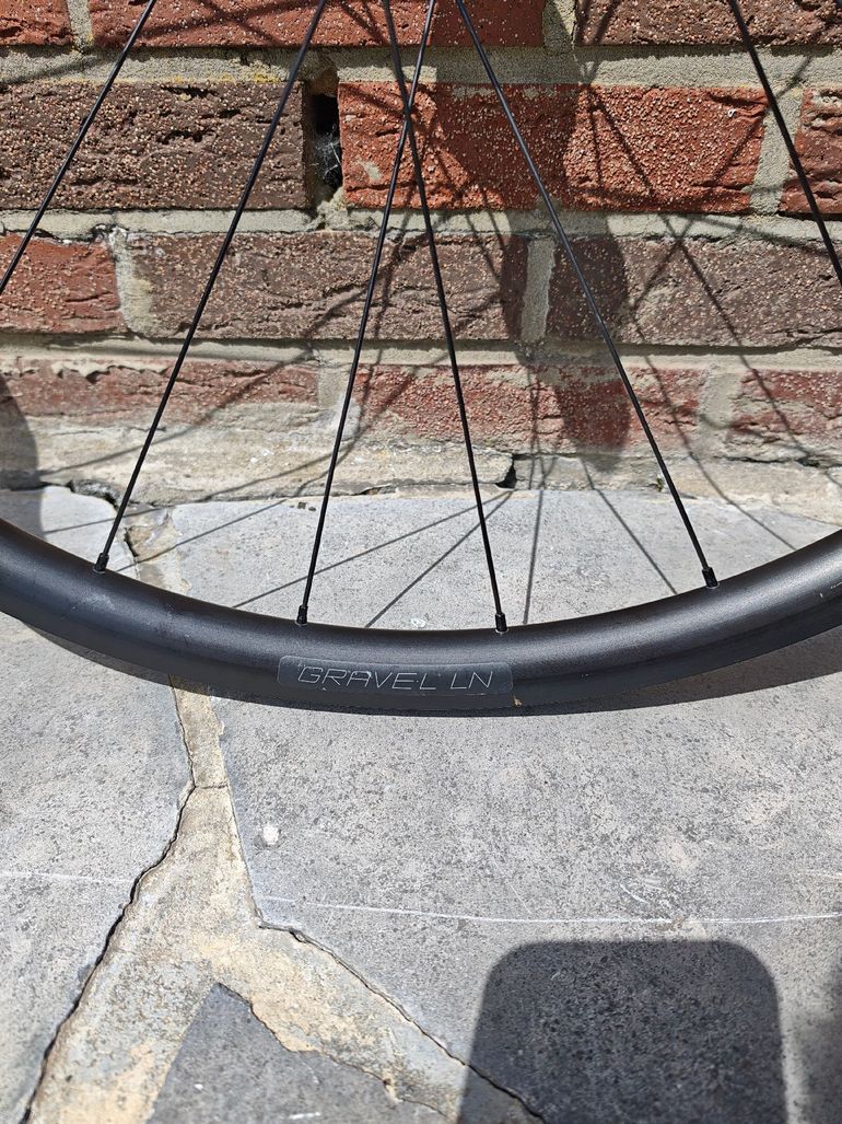Used Dt Swiss Gravel LN Wheelset bike — image 9 of 17