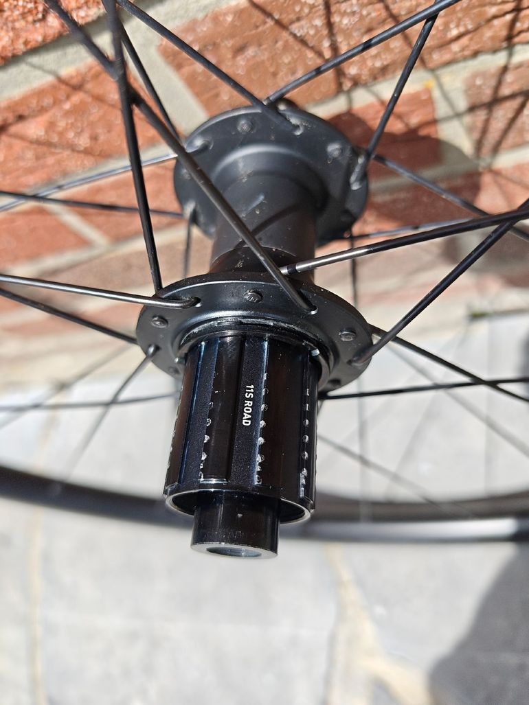 Used Dt Swiss Gravel LN Wheelset bike — image 10 of 17