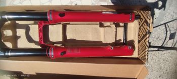 Used RockShox Zeb Ultimate Charger 3.1 2025 bike — image 4 of 9