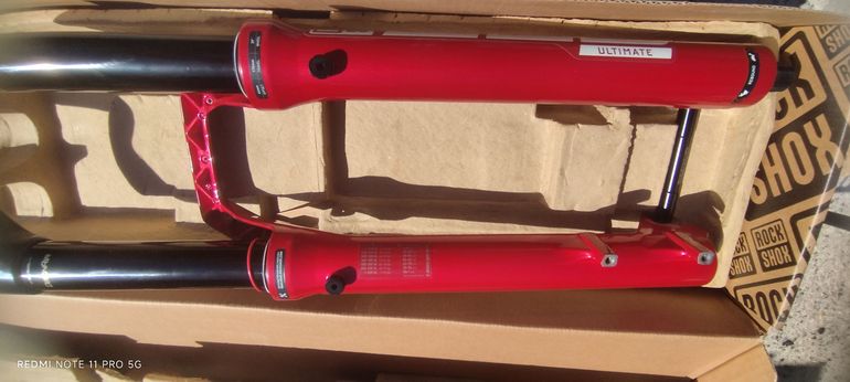 Used RockShox Zeb Ultimate Charger 3.1 2025 bike — image 7 of 9