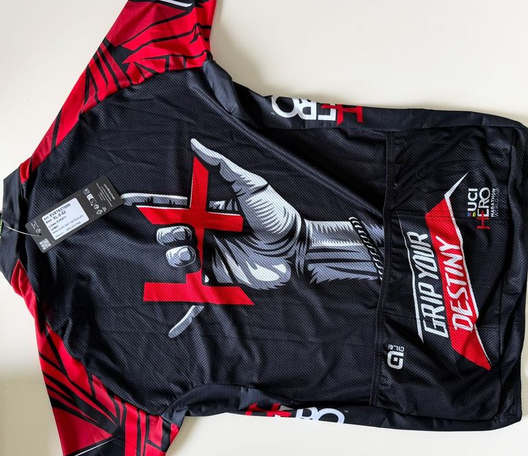 Použité Ale cycling Cycling Jersey 2026 bike — obrázek 2 z 2