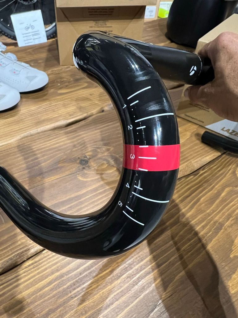 Used Bontrager XXX Manubrio Integrato bike — image 7 of 11