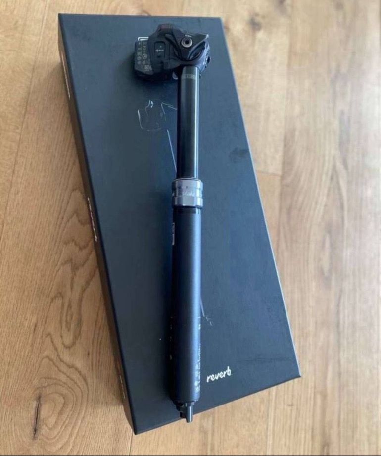 Used RockShox Reverb AXS Dropper Post 30.9mm 125mm bike — image 2 of 2