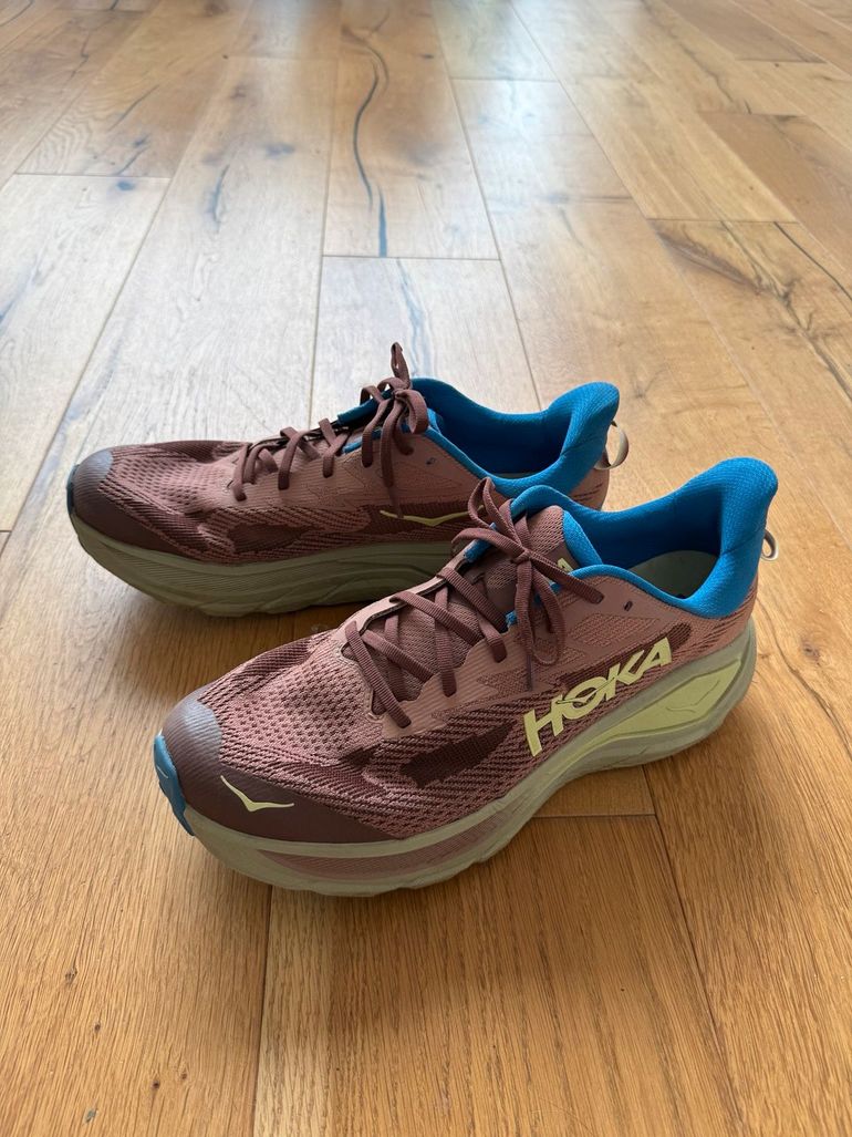 Used Hoka Challenger 8 2025 bike — image 1 of 4