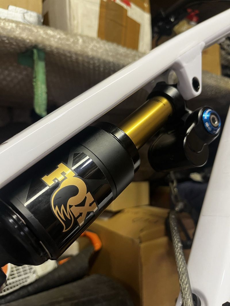 Použité Fox Float X2 Factory 2026 bike — obrázek 2 z 3