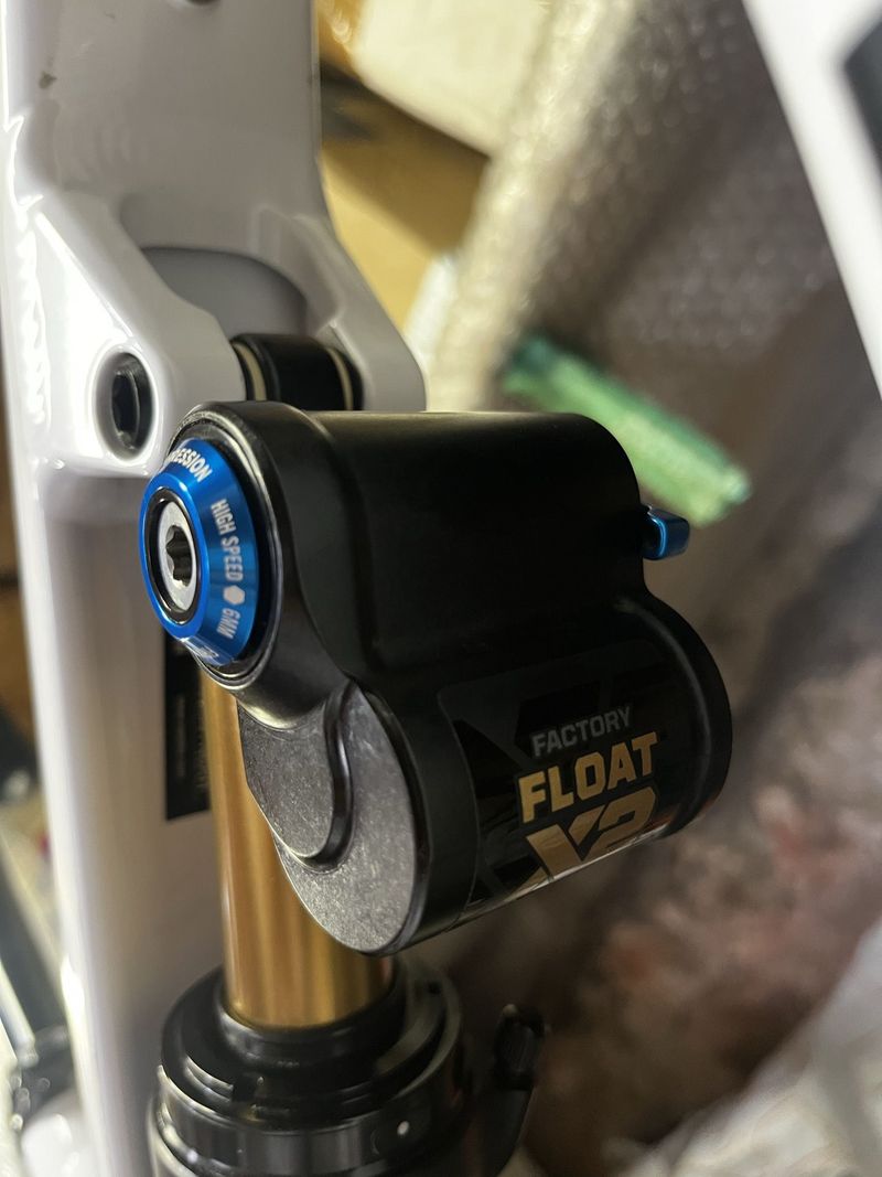 Použité Fox Float X2 Factory 2026 bike — obrázek 3 z 3