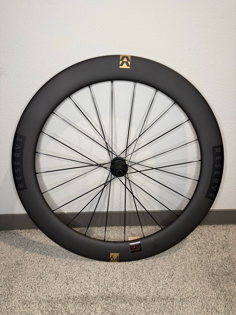 Used Reserve 57/64 DT 180 Wheelset 2026 bike — image 4 of 7