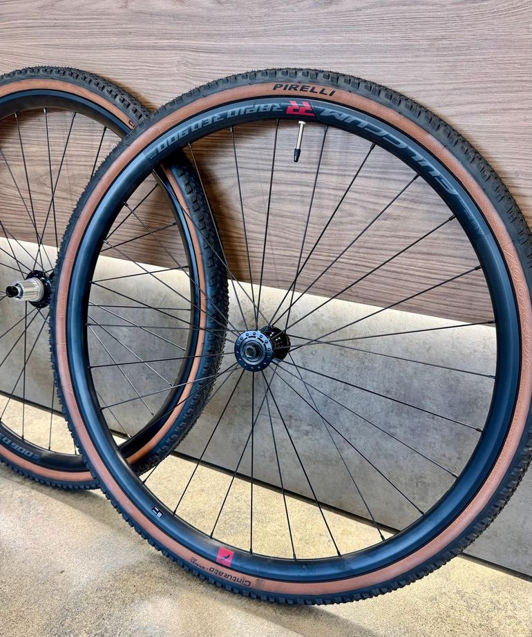 Used Fulcrum Rapid Red 900 Wheelset 2026 bike — image 2 of 7