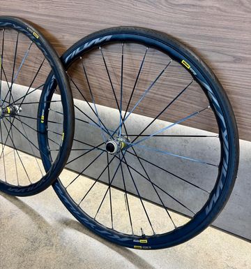 Brugt Mavic Ksyrium Elite UST Wheelset bike — billede 6 af 6