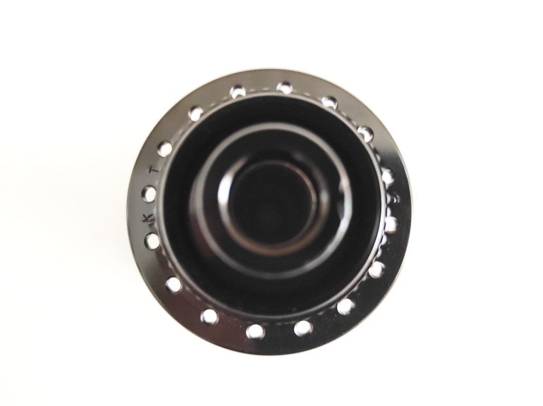 Used Formula CL-712 Front Hub 32H 12x100mm bike — image 6 of 11