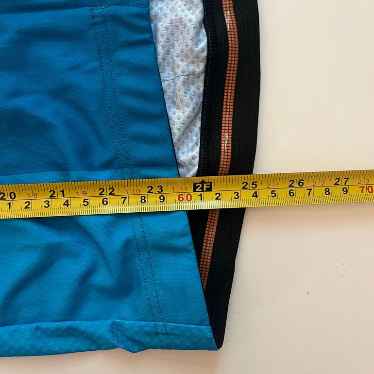 Used Sportful Bold Jersey Size L bike — image 5 of 7
