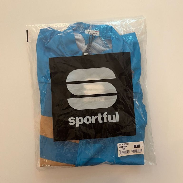Used Sportful Bold Jersey Size L bike — image 7 of 7
