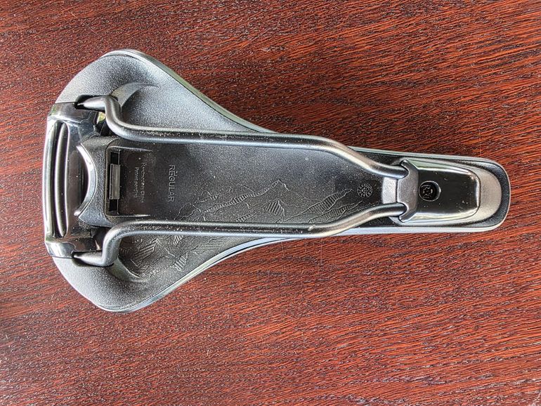 Used Fizik Taiga Saddle road/mtb bike — image 2 of 3