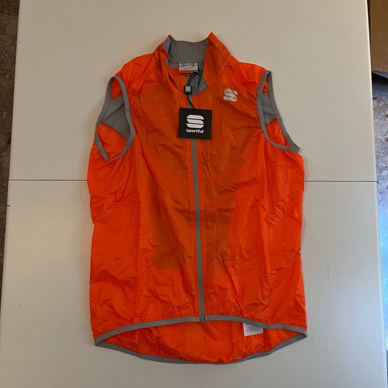 Used Sportful Cycling EasyLight Vest Size M bike — image 1 of 7