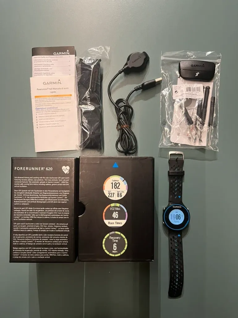 Used Garmin Forerunner 620 bike — image 1 of 8
