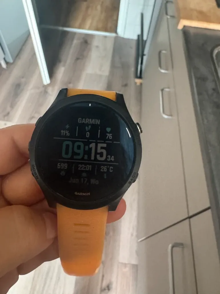 Used Garmin Forerunner 945 2024 bike — image 3 of 6