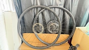 Used Bontrager Line Pro 30 TLR Boost 29 MTB Wheel 2025 bike