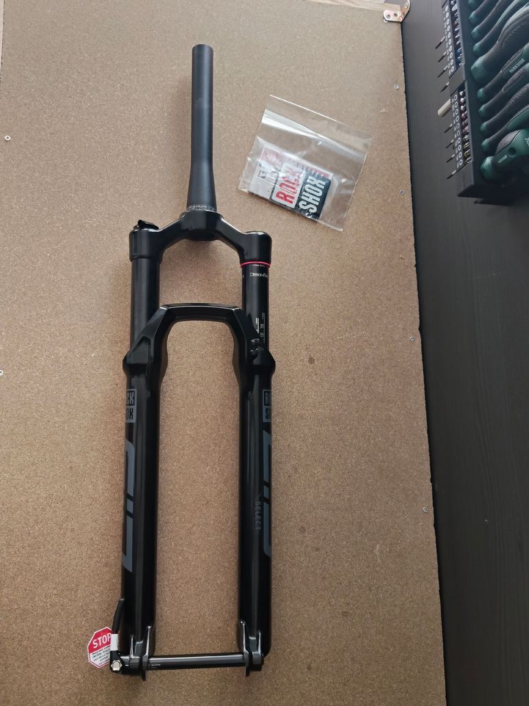 Used RockShox HORQUILLA SID SELECT RL 2025 bike — image 1 of 3