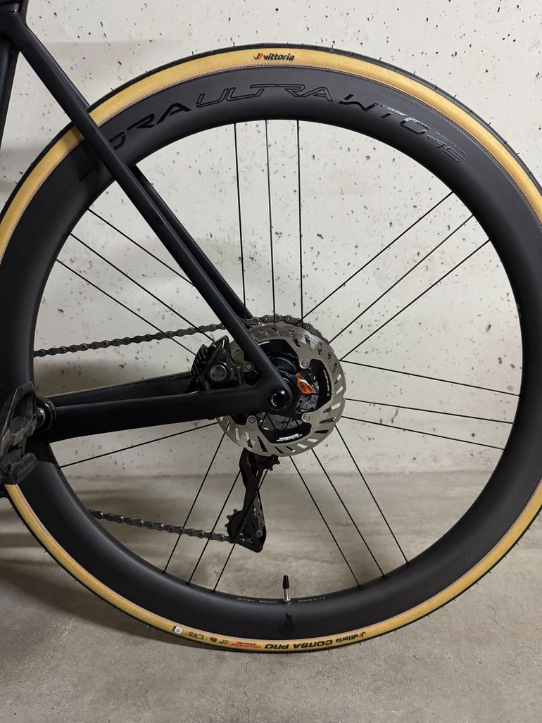 Used Campagnolo Bora Ultra WTO 45 Black Matt 2026 bike — image 2 of 2