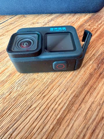 Used GoPro Hero10 Black 2024 bike — image 5 of 10