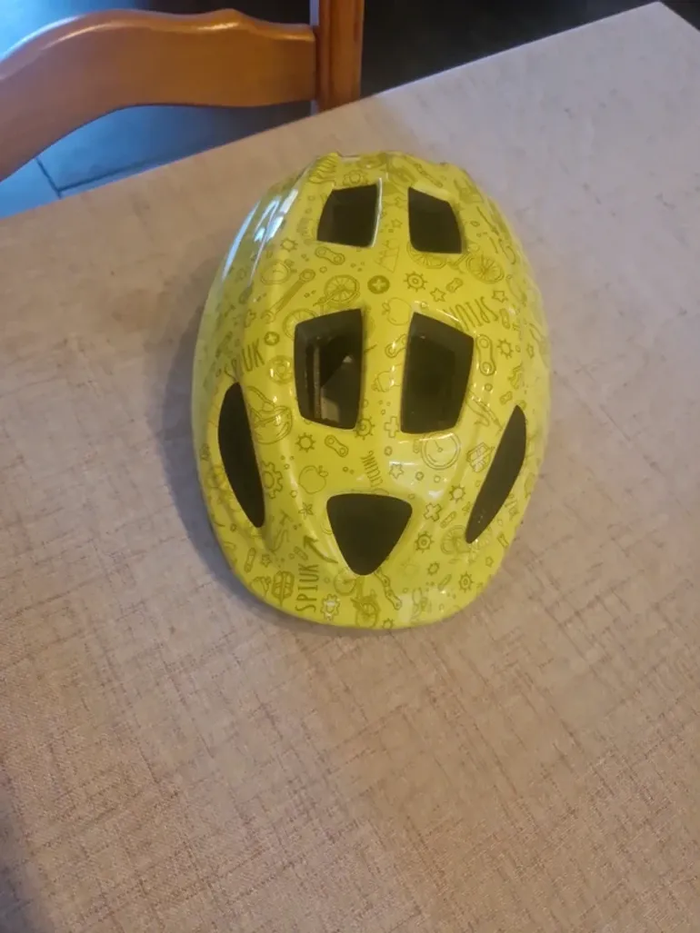 Used Spiuk Kids Led bike — image 3 of 3