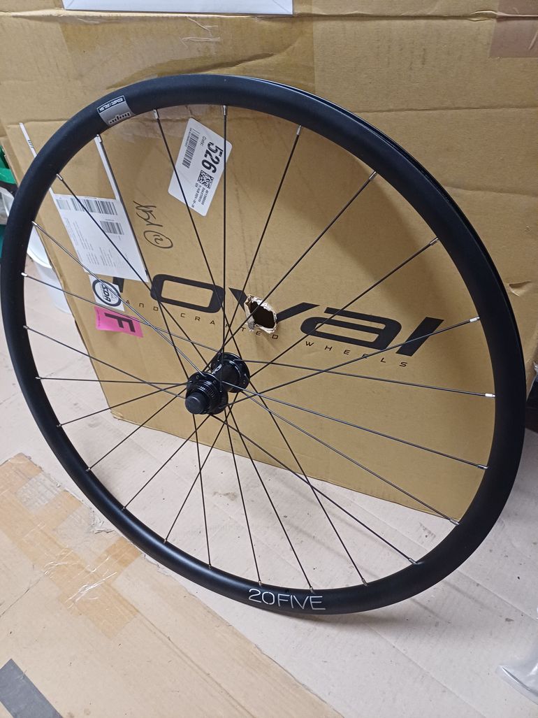 Used Hope 20Five Pro5 Hub 2025 bike — image 6 of 7