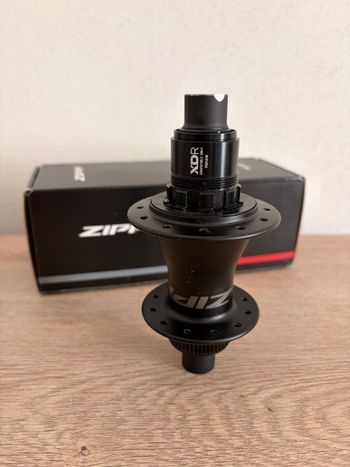 Used Zipp ZR1 Rear Hub 2026 bike — image 4 of 4