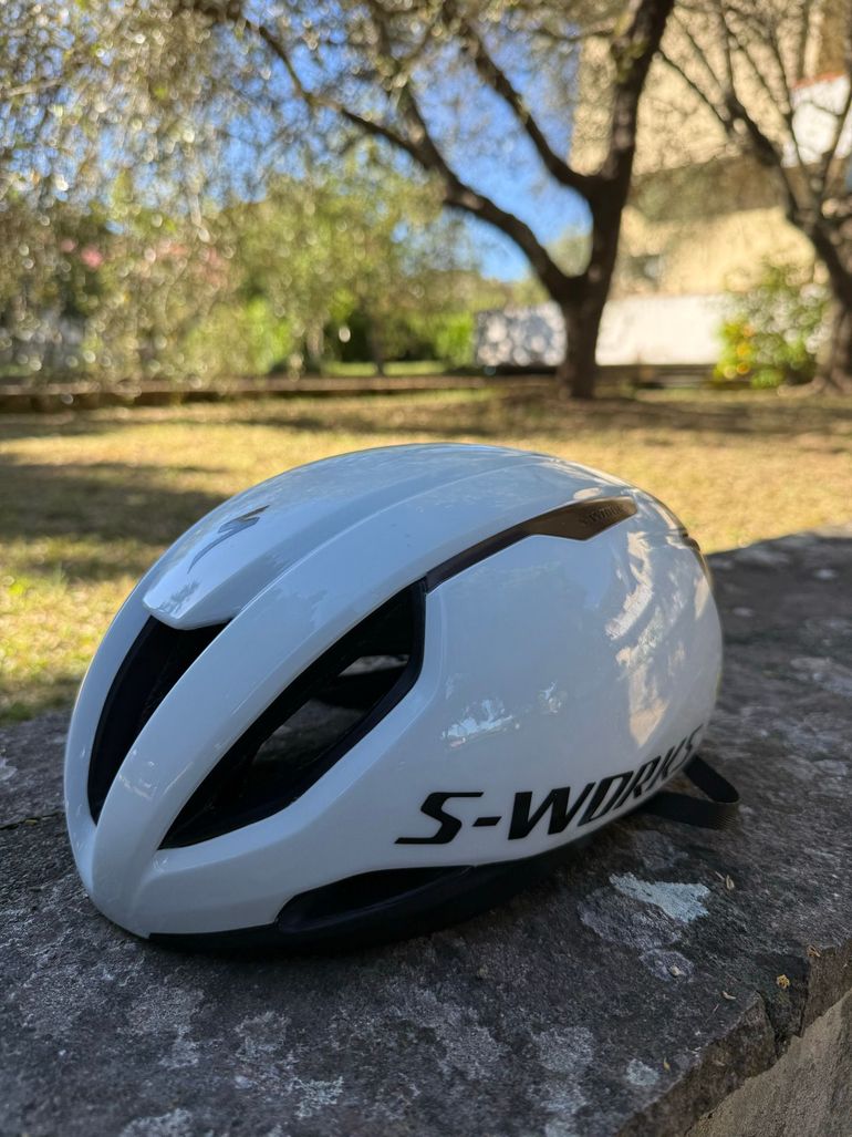 Used Specialized evade 3 bike — image 1 of 5