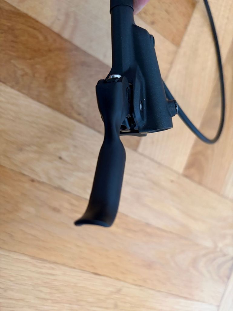 Used Shimano BR-M6120 / BL-M6100 2025 bike — image 12 of 13