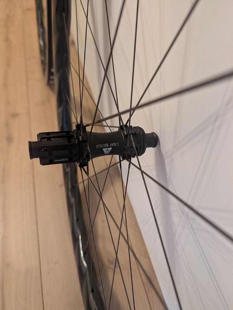 Używany lightbicycle Turbo 40 Carbon Wheelset 2026 bike — zdjęcie 5 z 7