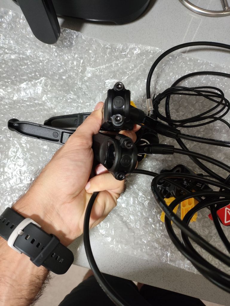 Used Magura MT5 Disc Brake bike — image 5 of 11