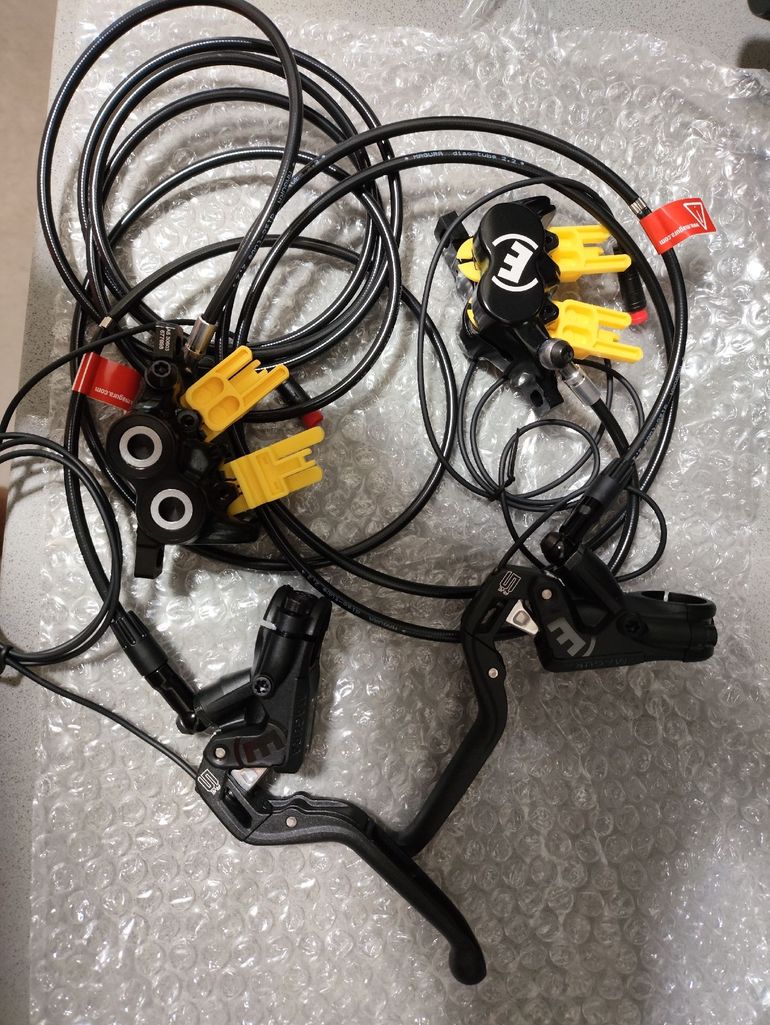 Used Magura MT5 Disc Brake bike — image 8 of 11