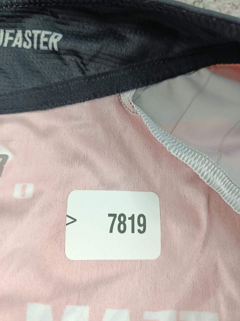 Używany Bioracer mercedes-benz maillot velo femme taille s - 31 7819 cyclisme route respirant, marque: Mercedes-Benz, état: Très bon état, taille: S / 36 / 8, 15, 00 € bike — zdjęcie 5 z 5