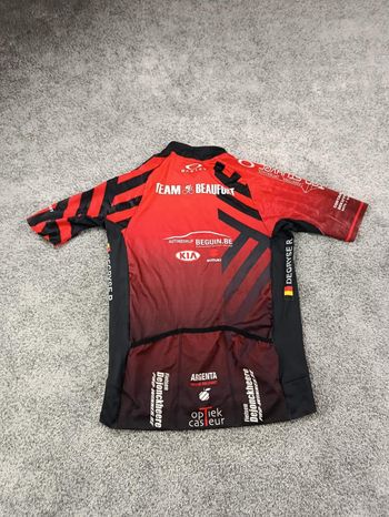 Używany Bioracer mercedes-benz maillot velo femme taille s - 31 7819 cyclisme route respirant, marque: Mercedes-Benz, état: Très bon état, taille: S / 36 / 8, 15, 00 € bike — zdjęcie 4 z 5