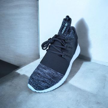 Adidas Tubular Doom PK Primeknit Unisex Size 42.5 EU Running Shoes d'occasion