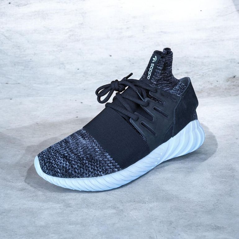 Used Adidas Tubular Doom PK Primeknit Unisex Size 42.5 EU bike — image 6 of 9