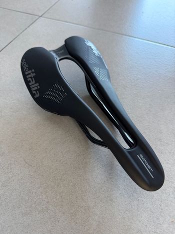 Used Selle Italia SLR Boost TM Superflow S3 bike