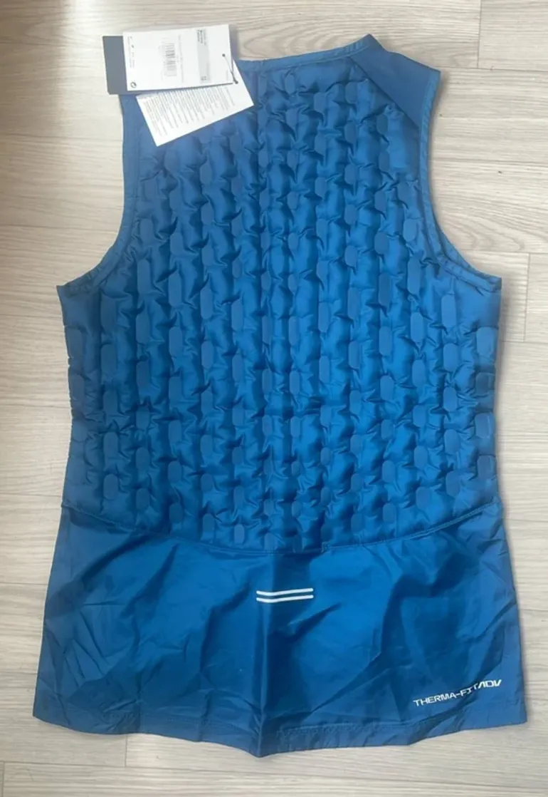 Used Nike Therma-FIT ADV bike — image 2 of 5