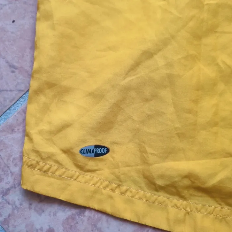 Used Adidas Gilet Vintage giallo bike — image 6 of 7