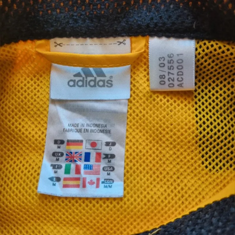 Used Adidas Gilet Vintage giallo bike — image 4 of 7
