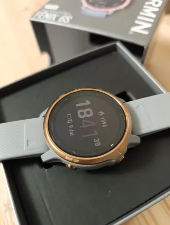 Used Garmin Fenix 6S Sapphire bike — image 2 of 4