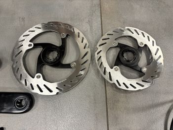 Used Shimano 105 R7150 Di2 2026 bike — image 9 of 11