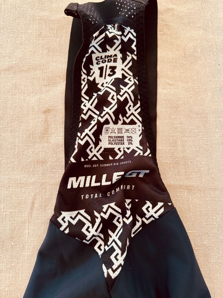 Used Assos Mille GT Bib Shorts M bike — image 4 of 6